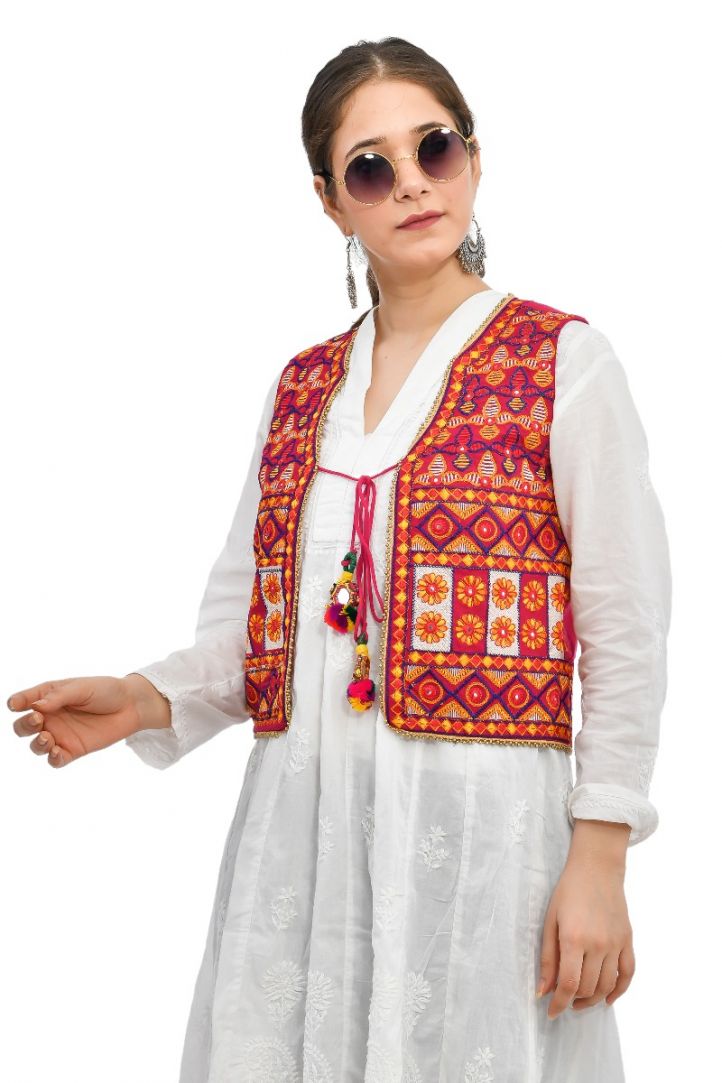 Jackets for women for navratri | Boho Outfit Ideas | Boho Outfit, Casual  wear, Gagra choli
